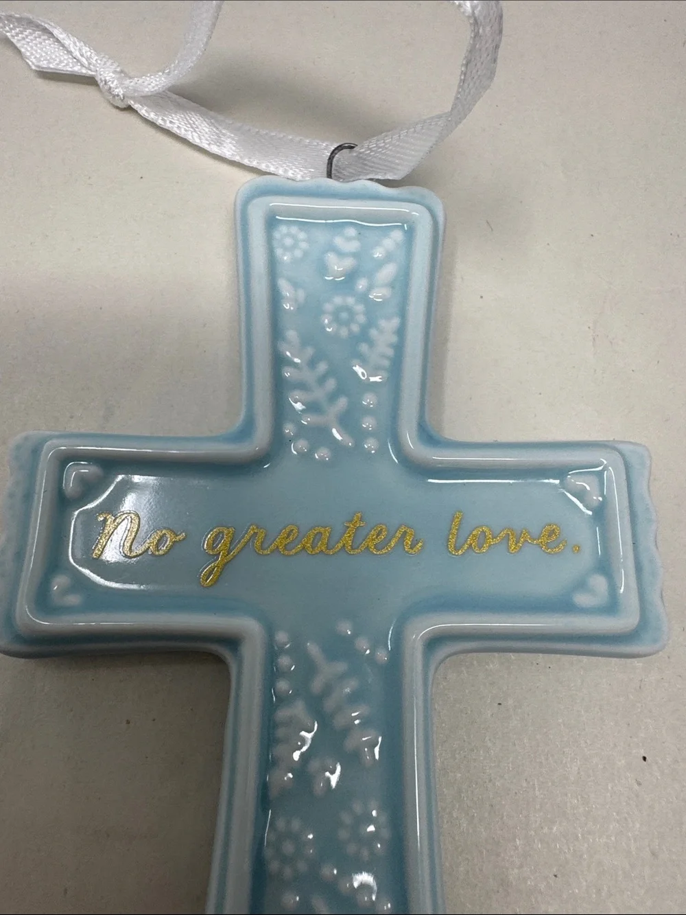 2022 HALLMARK CHRISTMAS ORNAMENT CROSS NO GREATER LOVE CHRISTIAN RELIGIOUS